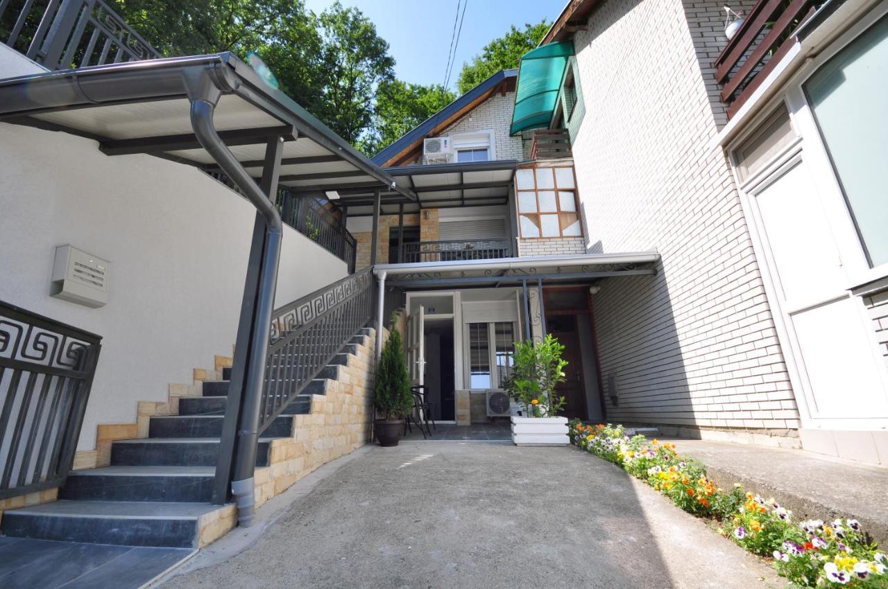 Stil Park Apartmani Vrnjacka Banja Exterior photo