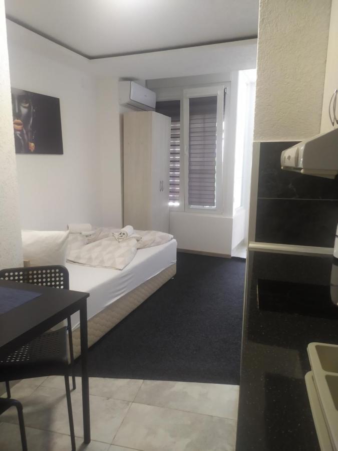 Stil Park Apartmani Vrnjacka Banja Exterior photo